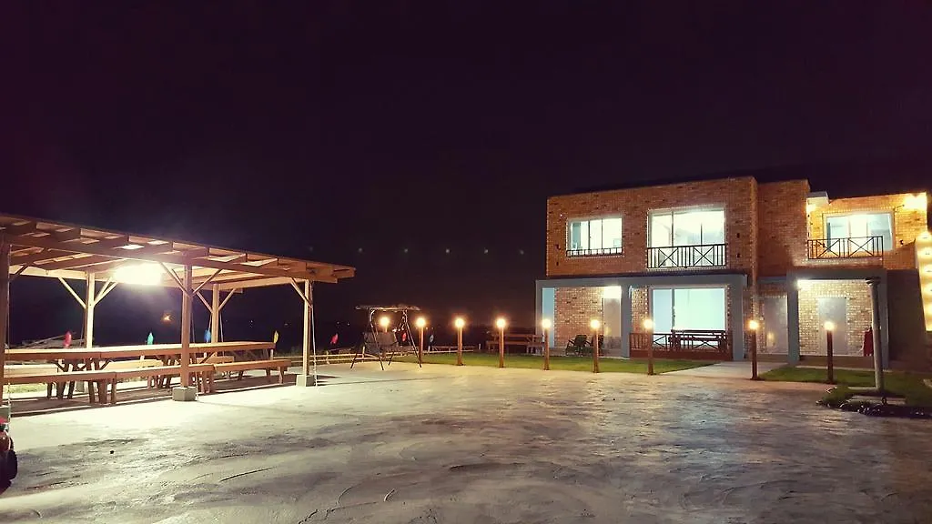 Jeju Sky And Sea Pension 0*,