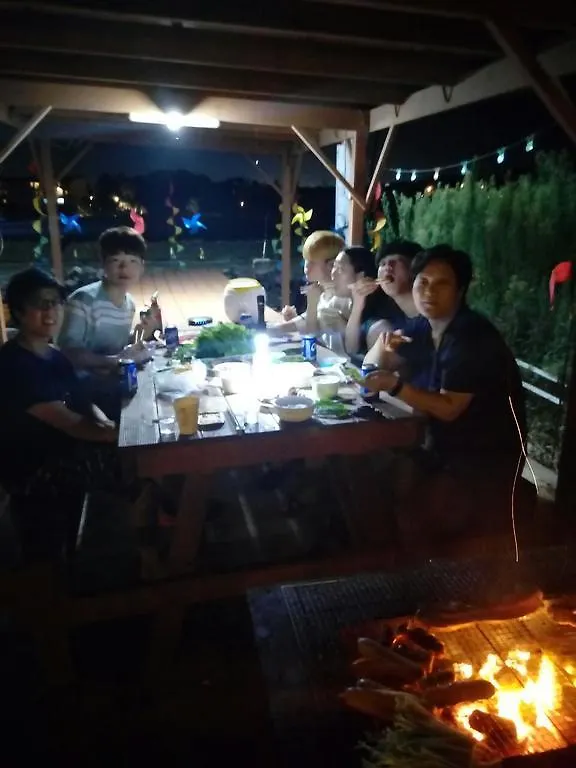 Jeju Sky And Sea Pension 0*,